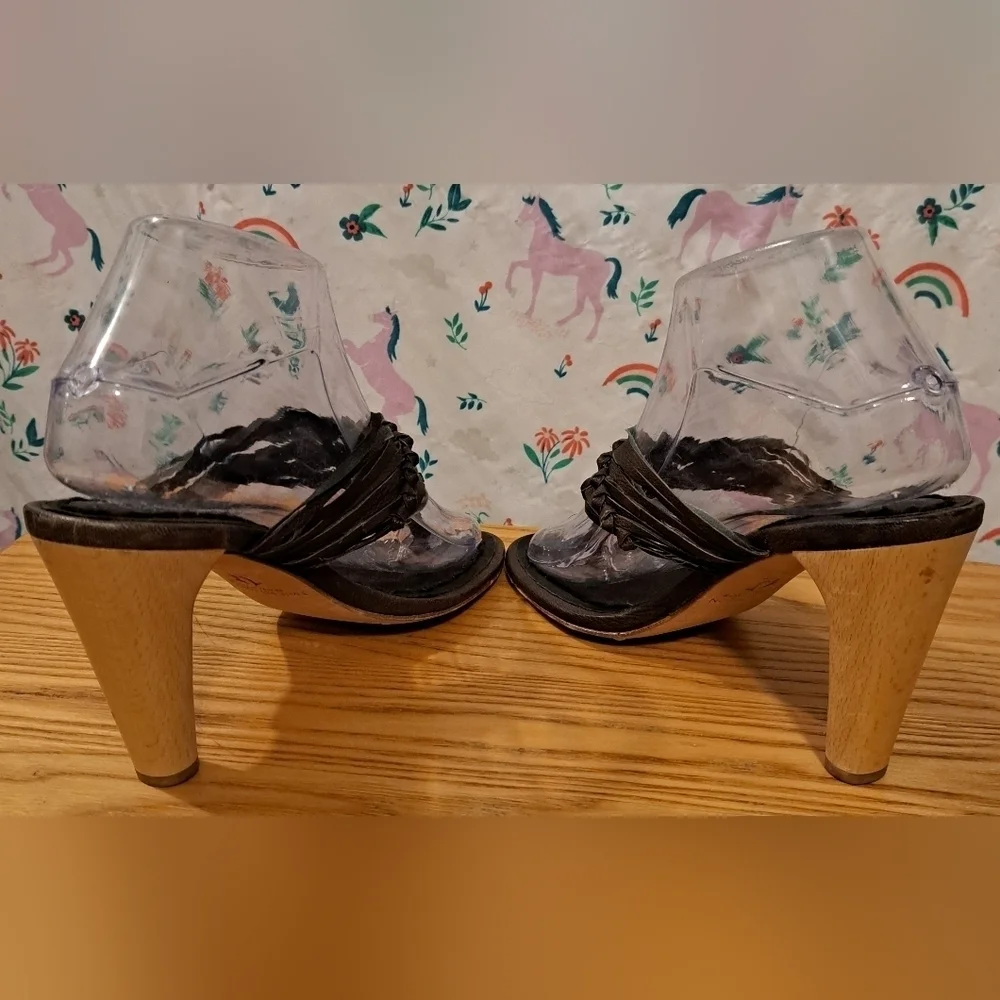 NWT Y2K True Religion Mocha Leather Boho Indie Neutral Sandal Heel Shoe SZ 37EU